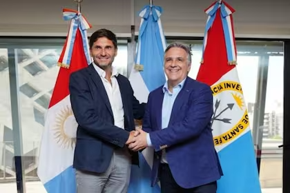 El armado anti-Milei suma detractores y Provincias Unidas define su candidato a presidente