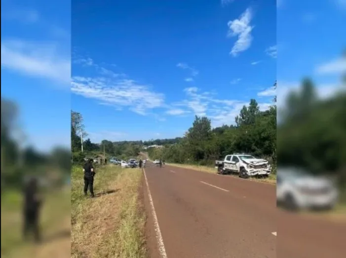 En Oberá Un móvil policial chocó contra un auto y hubo dos heridos