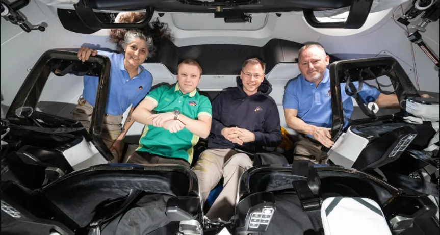 Regresaron a la Tierra los astronautas de la NASA tras 9 meses en el espacio