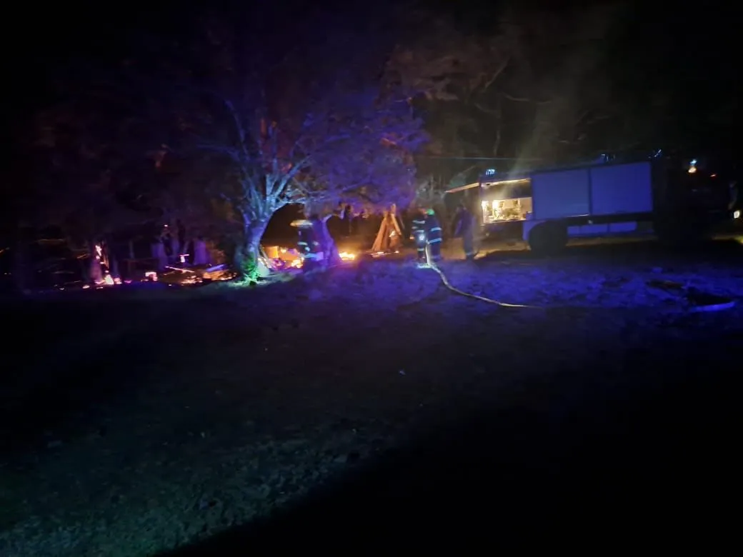 Incendio de una vivienda en Cerro Azul